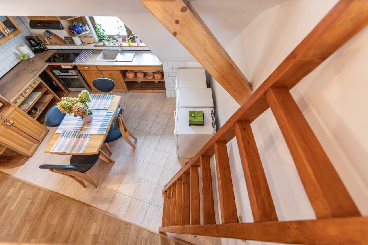 Romantické ubytovanie v podkroví ideálne pre páry alebo rodinku Bratislava Exterior foto