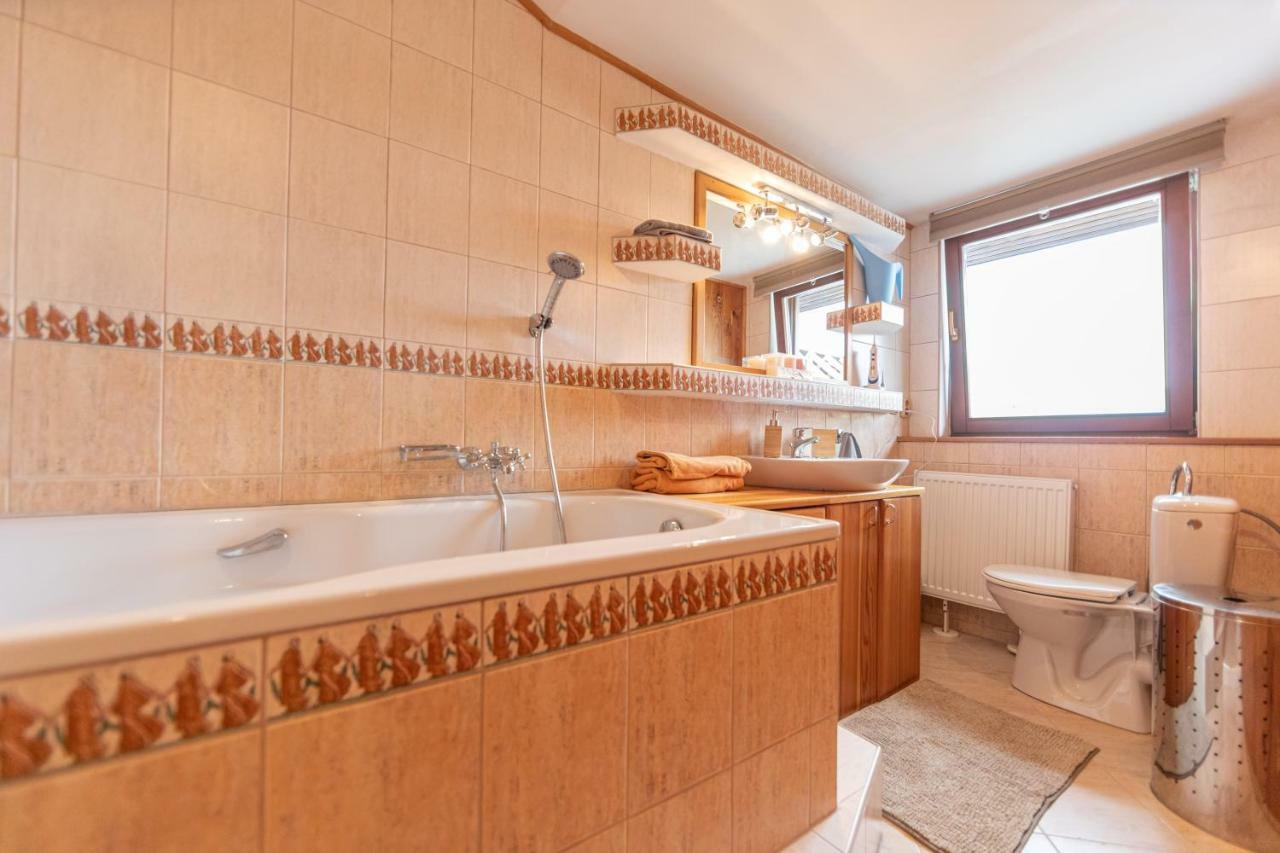 Romantické ubytovanie v podkroví ideálne pre páry alebo rodinku Bratislava Exterior foto